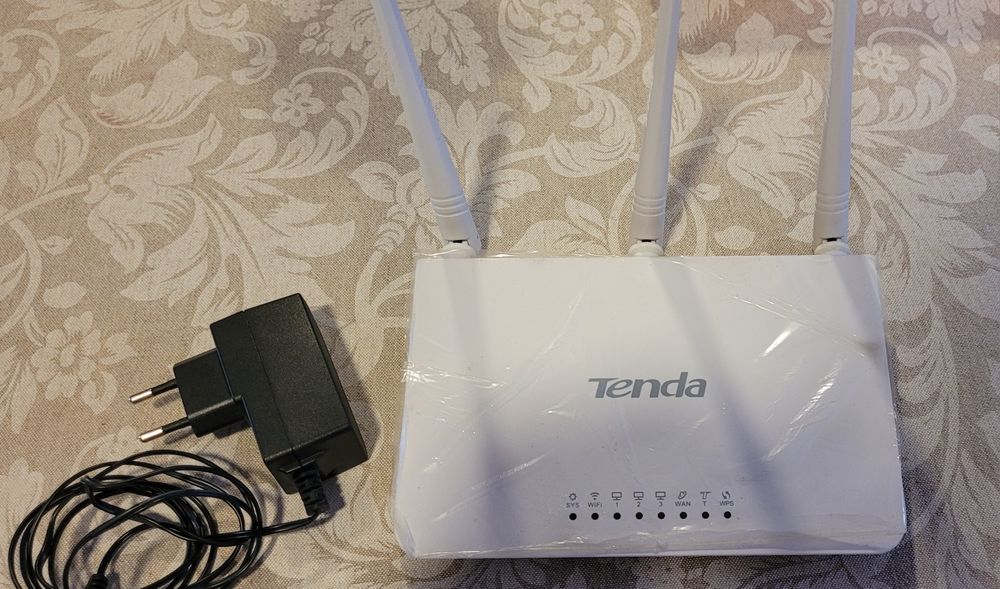 Tenda N300 Router F364284427238274121