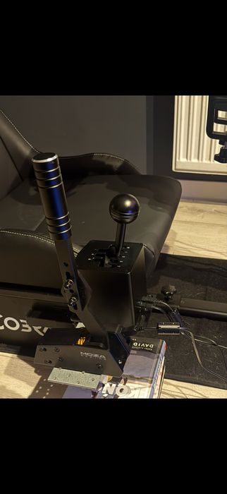 Kompletny zestaw SimRacing MOZA/COBRA/TV (handbrake/shifter/dodatki)