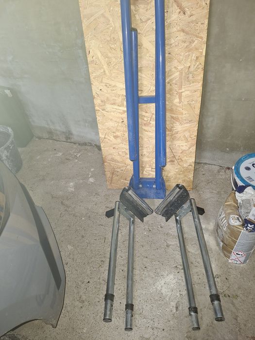 Ukośnica z posuwem Scheppach HM216SPX 2000W plus stol