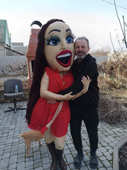 Ростова лялька стриптизерша