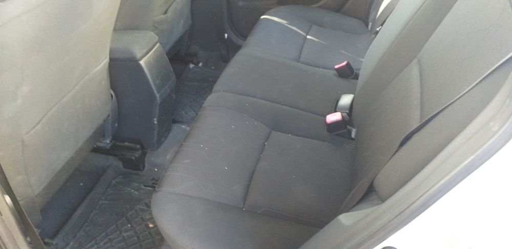 Toyota Auris 1.4 diesel (Bom estado) — photo 5