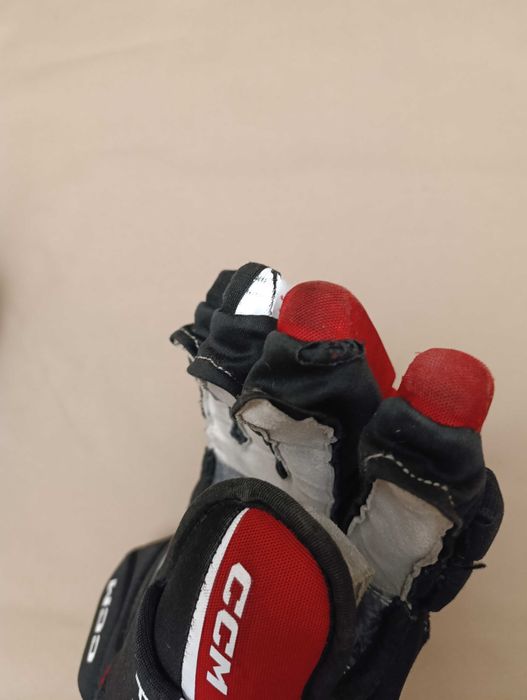 Хоккейные перчатки CCM Jetspeed FT680