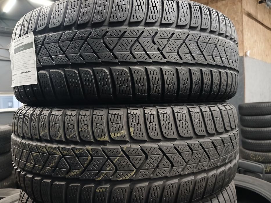 Зимові шини БВ  215/60 R16  PIRELLI  Sottozero 3  Склад