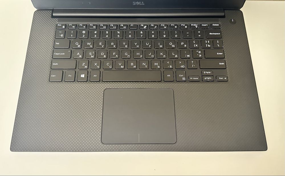 Ноутбук Dell 5530 • NVidia Quadro P1000 4Гб • i7-8850H • 16Гб • 512Гб