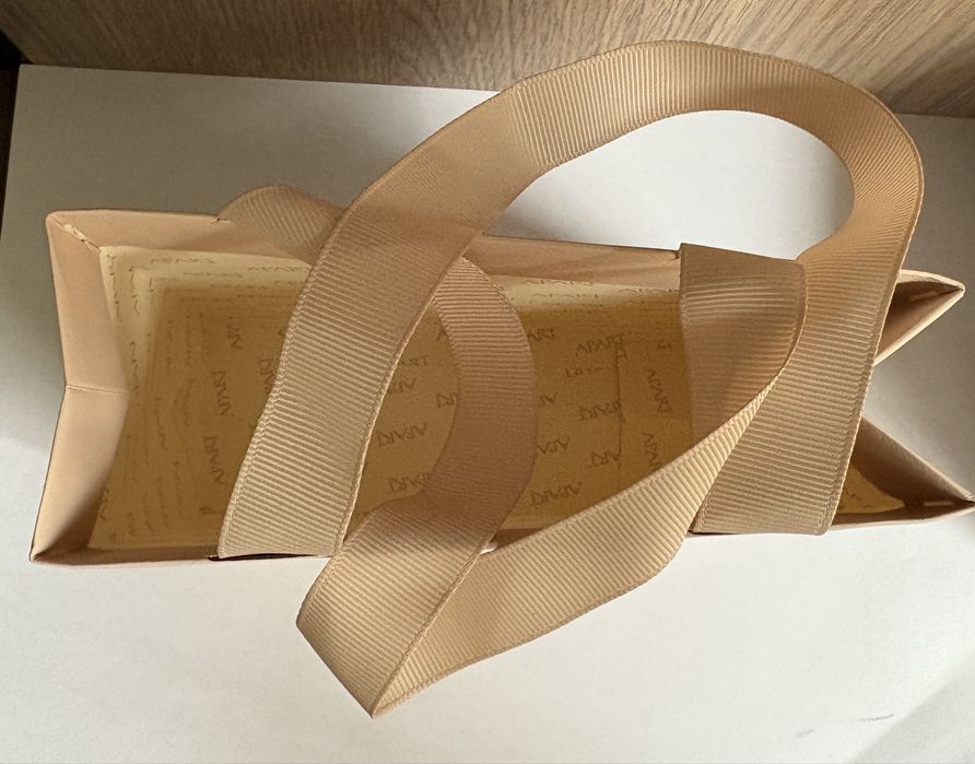 Torebka prezentowa. Apart. Tanio. Warto.