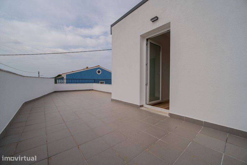 Moradia Isolada com três quartos.