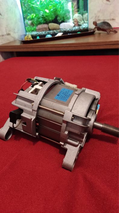 Мотор (двигун) від пральної машинки ZANUSSI