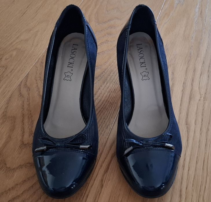 Buty na obcasie, granatowe, Lasocki, rozmiar 40