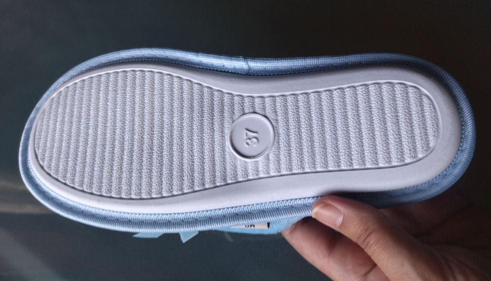 Chinelos de quarto NOVOS (tamanho 37)