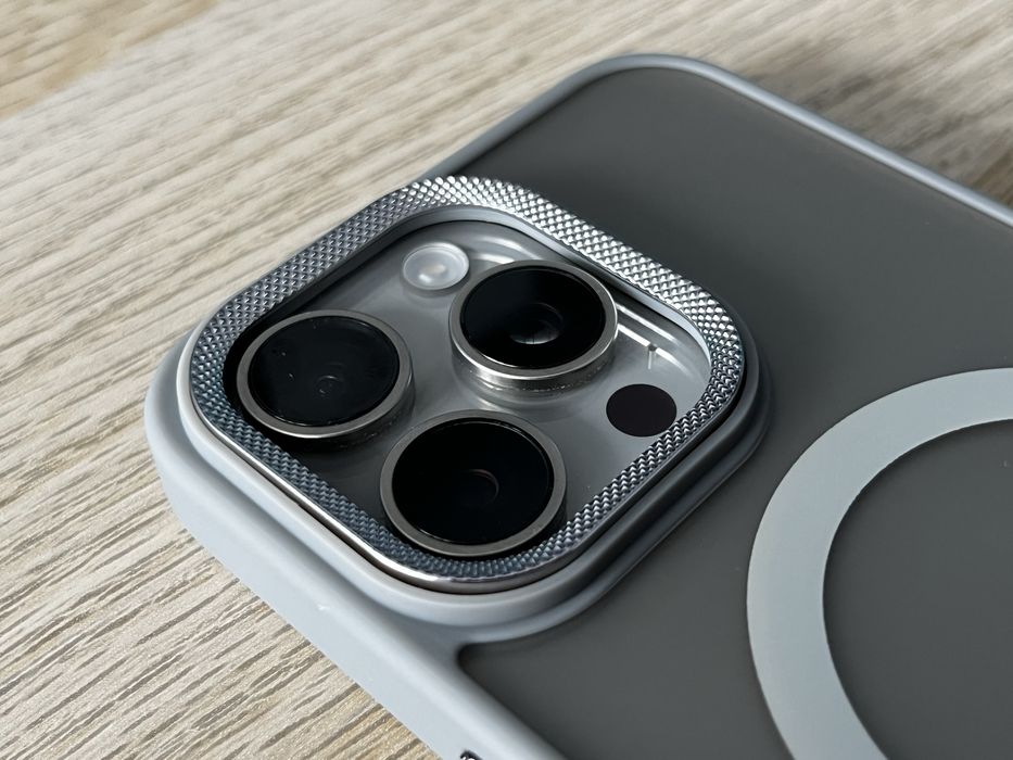 Case iPhone 15 Pro Max / nowe