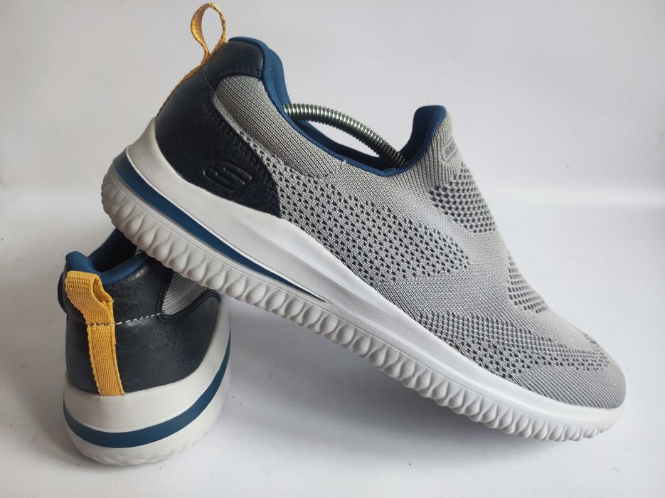 Skechers - Sneakersy r. 45