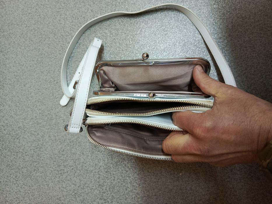 Жіночий сумки на любий смак