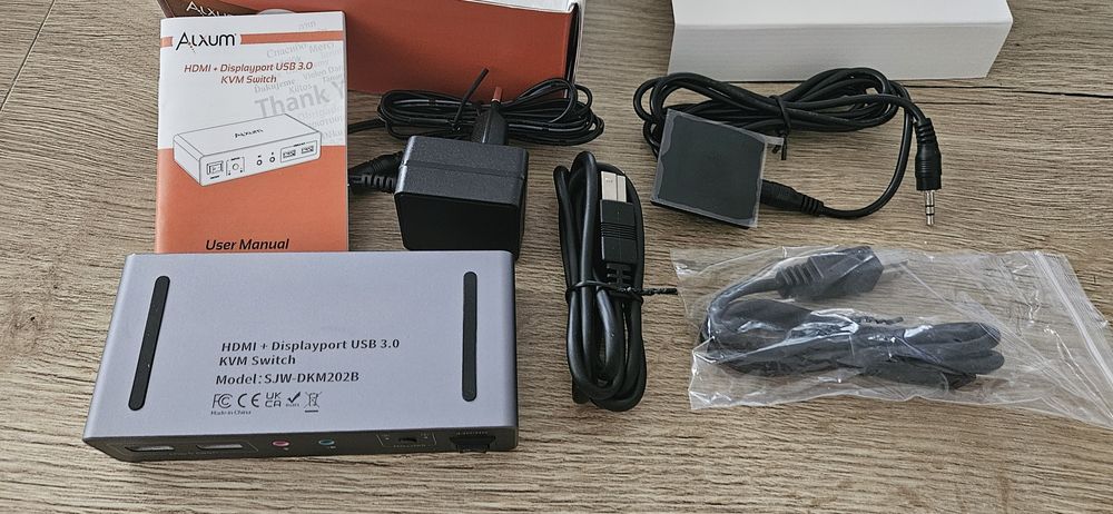 Przełącznik KVM HDMI USB 3.0 marki Alxum