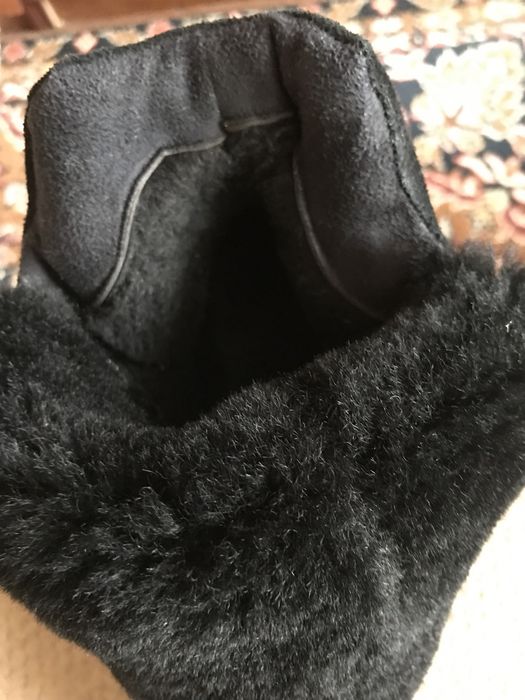 Продам зимние ботинки