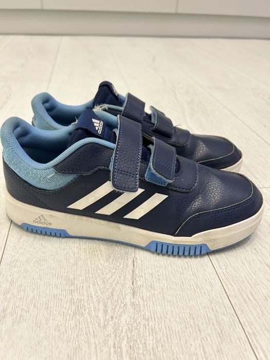 Кросівки adidas для хлопчика 39,5  устілка 25