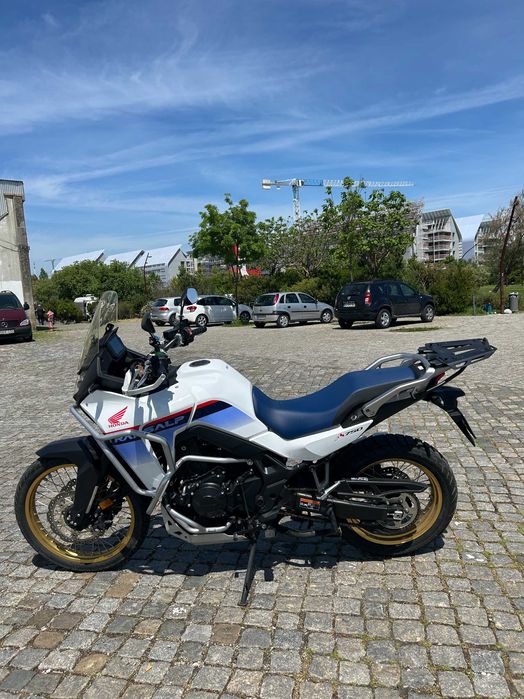 Honda Transalp XL750 com Garantia até 09/2028
