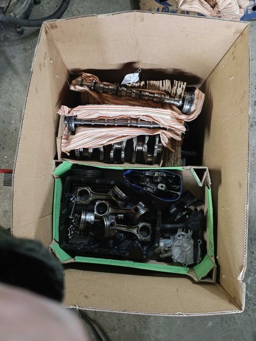 Silnik 2.0 TFSI 180 KW 245KM DSN Audi Q3 22r. uszkodzony kompletny.