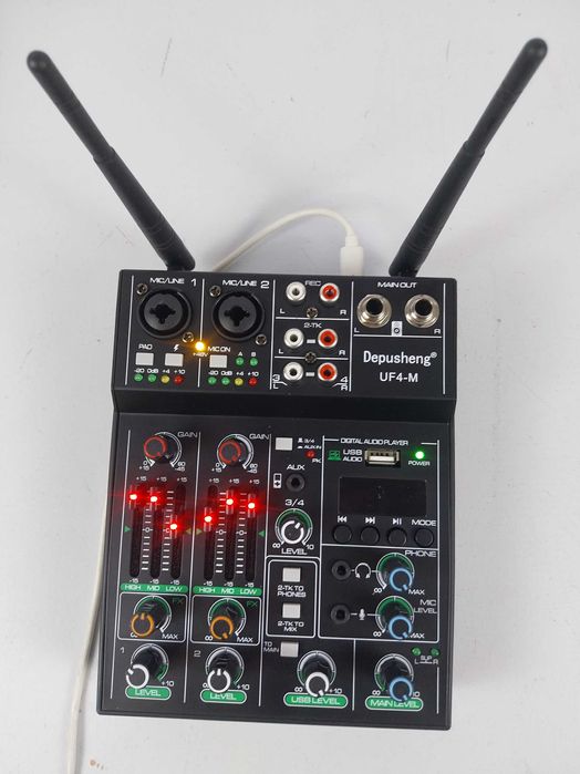 Mikser 5 kanałowy z 2 bezprzewodowymi mikrofonami