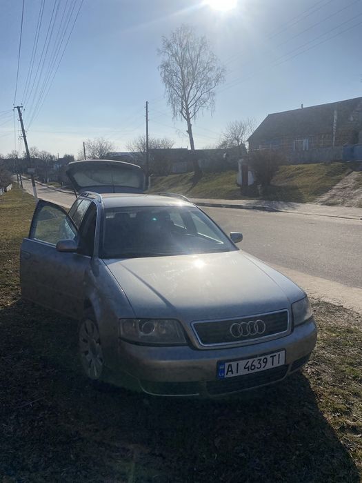 Ауді а6с5 на тим.реєстрації на мені