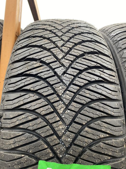 Нові шини 215/65R16 Goodride Z-401 All season (98V) всесезонні