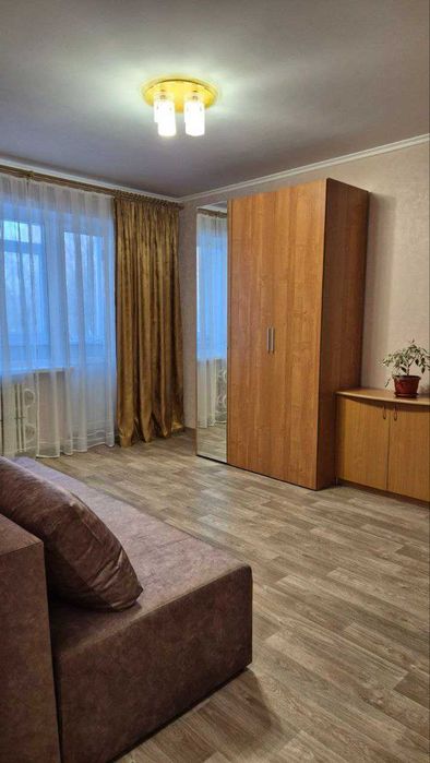 В оренду 1-кімнатна квартира по вул. І. Сірка - Вид 5