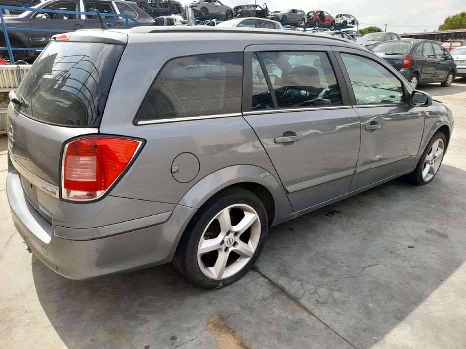 Para peças OPEL Astra H Caravan (L35)