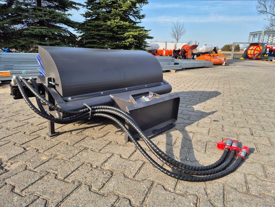 Zamiatarka do ładowarek skid steer,mini-ładowarek lub małych ciągników