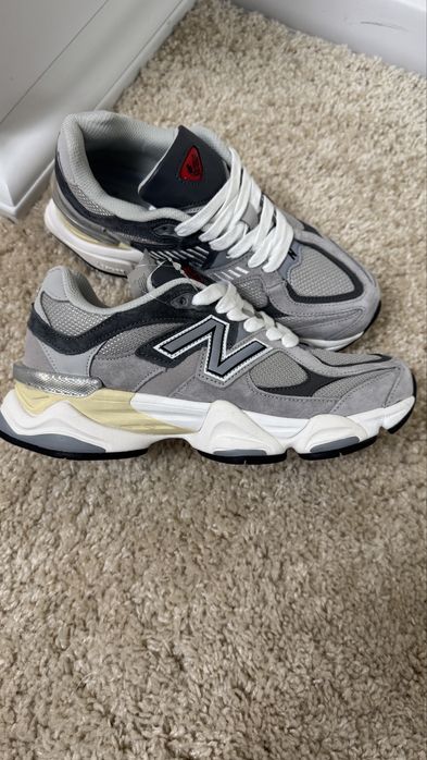 Кросівки new balance 9060
