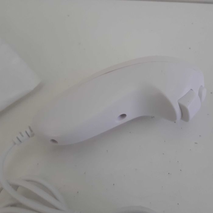 Comando Nunchuck Novo Branco p/ Nintendo Wii