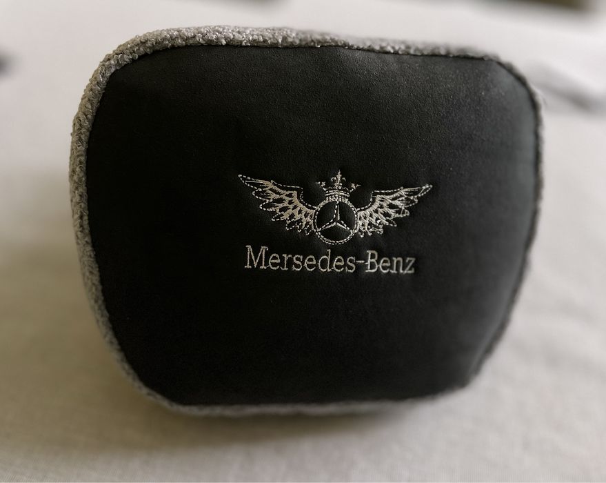 Подушка під шию в авто / ортопедична / ручна робота