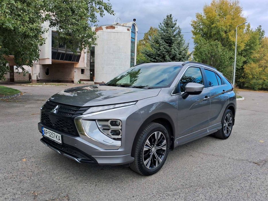 Продам Mitsubishi Eclipse Cross 2022 года.