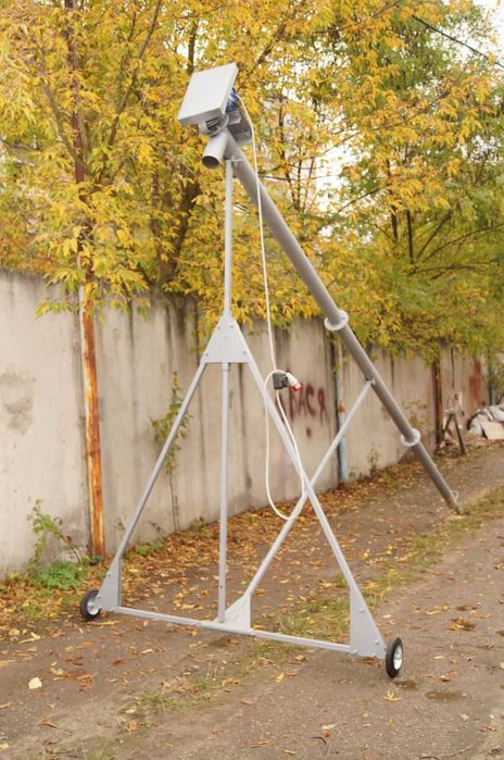 Шнековий навантажувач (погрузчик, загрузчик, конвейєр)  в трубі, гнучк