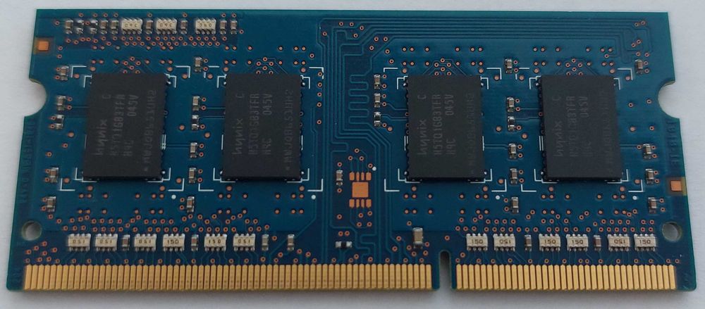 Оперативная память для ноутбука DDR3 Hynix PC3-10600S 1GB