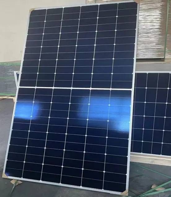 Сонячні панелі JA Solar (опт/роздріб)