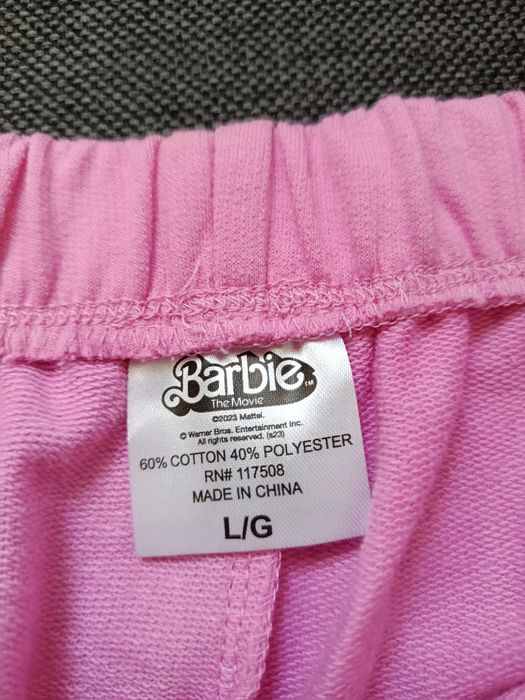 Krótkie spodenki damskie barbie