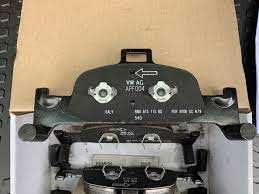 Тормозные колодки Audi 80/100/A3/A4/A5/A6/A7/A8/Q3/Q5/Q7