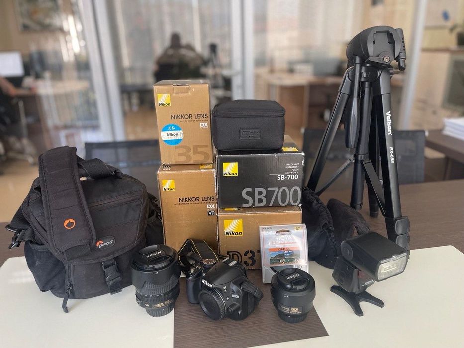 Nikon D3100, DX 18-105mm, SB-700(new), штатив+фильтр+сумка