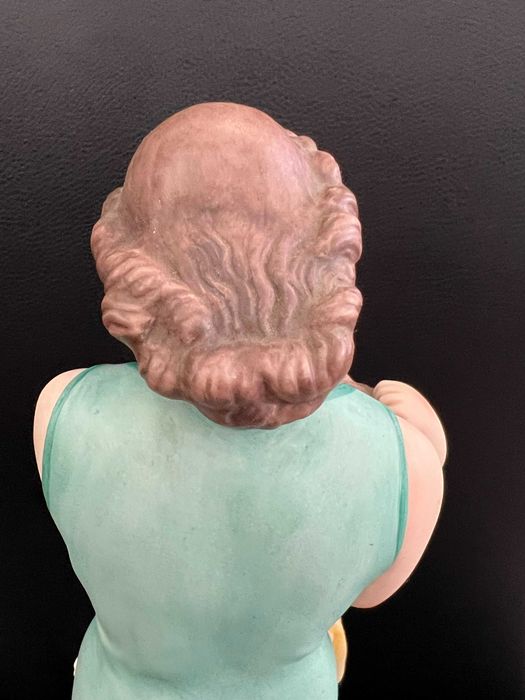 Mãe com Menino colo Biscuit Vista Alegre