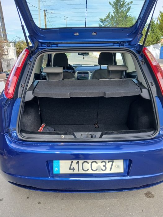 Fiat grande punto  de 2006 muito estimado  1.2 gasolina