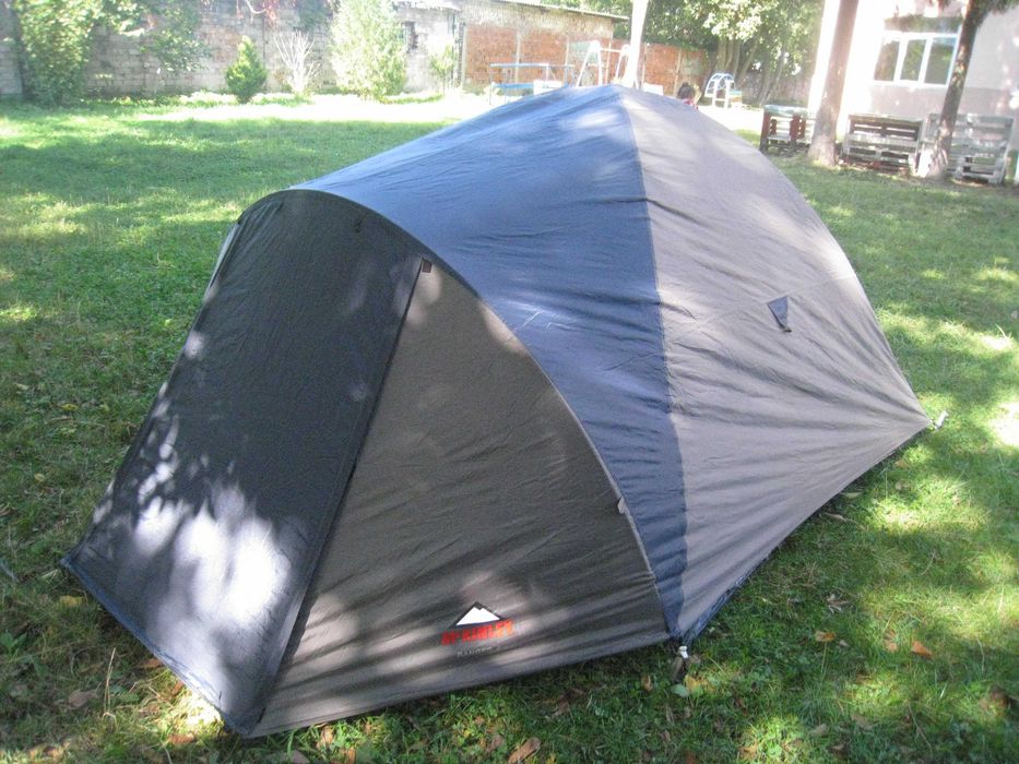 3-4х местная двухслойная   палатка McKINLEY  из Германии