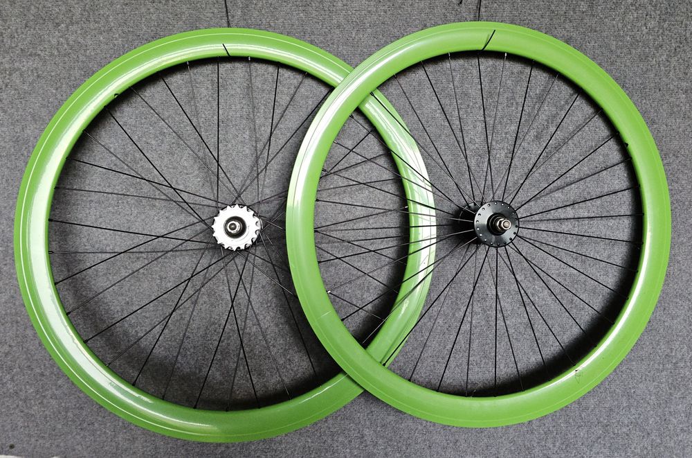 Koła Fix/Single 622x14 Stożek 43mm zębatka i kontra w komplecie KOLORY