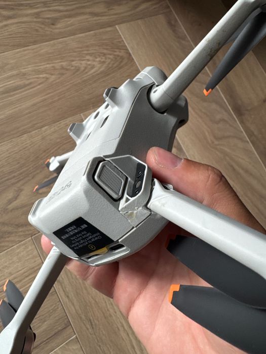 DJI Mini 3 Pro \+ DJI RC \+ bateria \+ etui – komplet