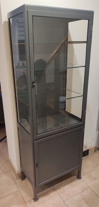 Szafa lekarska PRL