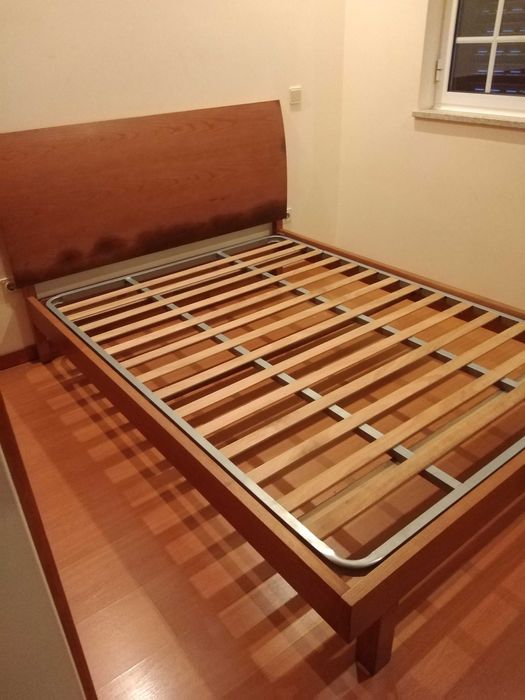 Mobília de quarto em bom estado