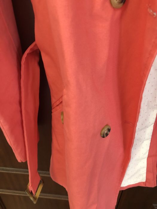 Gabardina cor de rosa mango