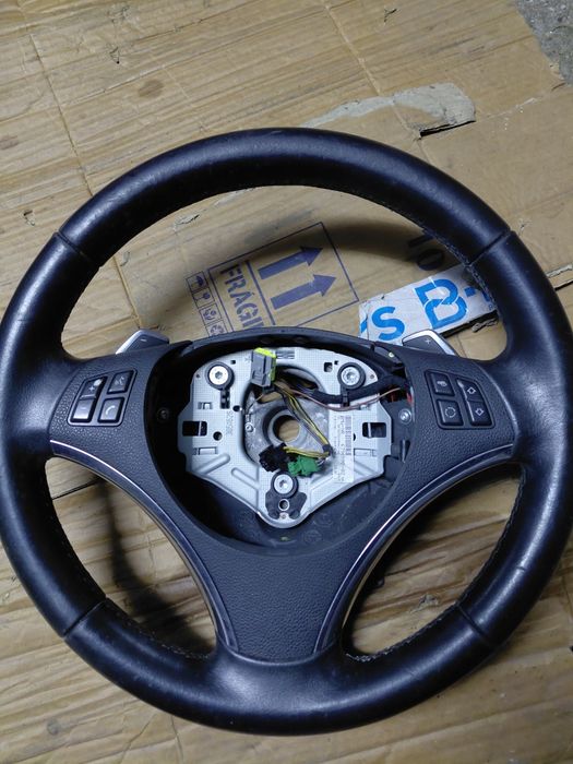 Volante com patilhas bmw