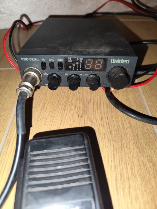 Radio Cb Uniden PRO 520 XL + antena