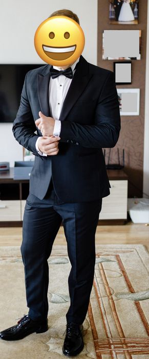 Elegancki smoking męski raz założony stan idealny