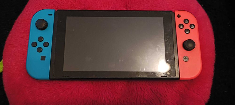 Nintendo Switch impecável