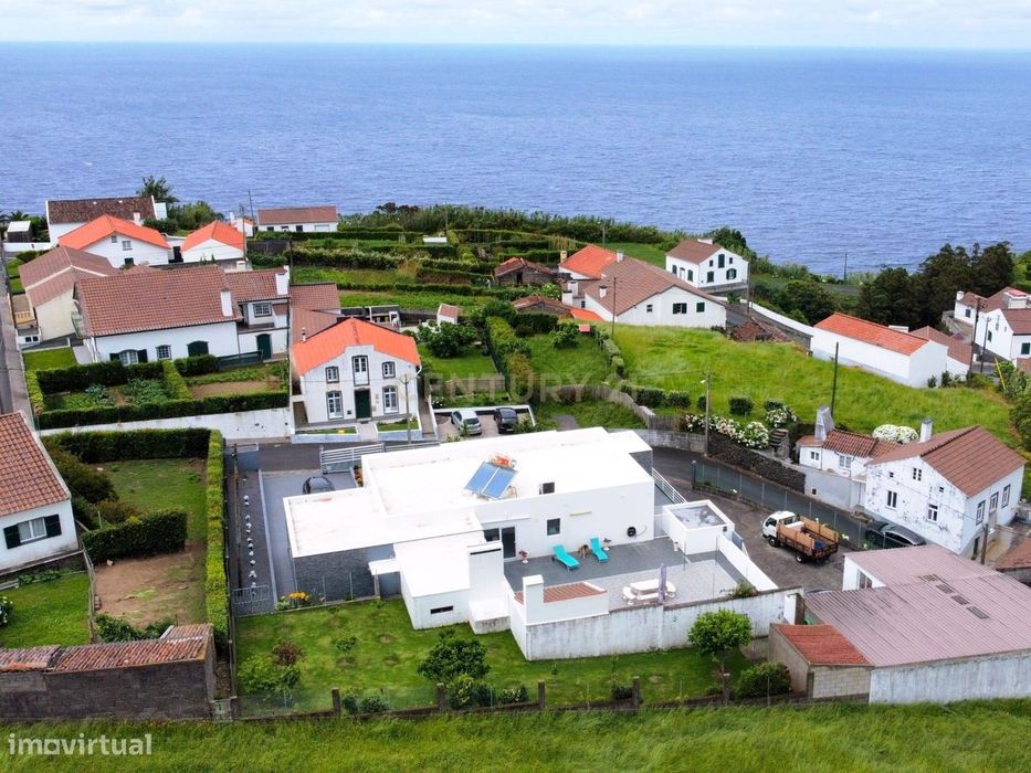 Encantadora Moradia em Santo António de Nordestinho, Nordeste